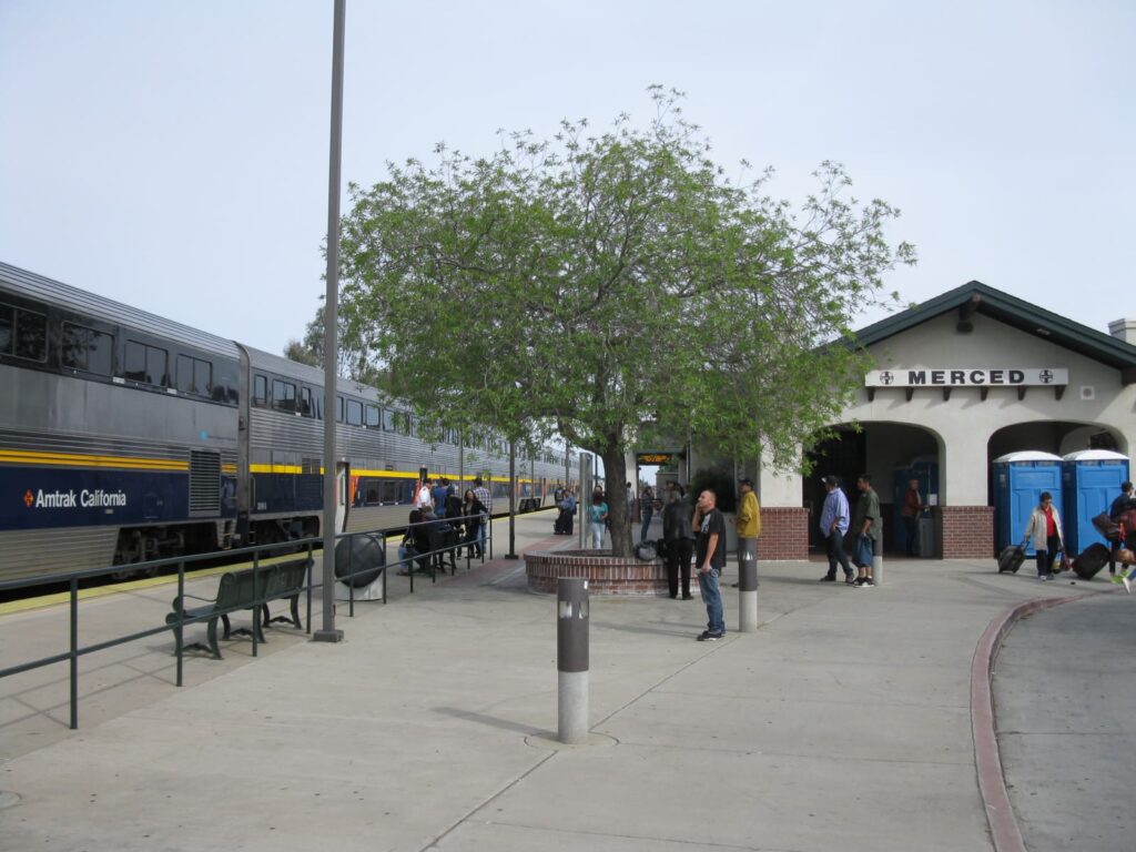 Amtrak Station in Merced, CA (MCD)