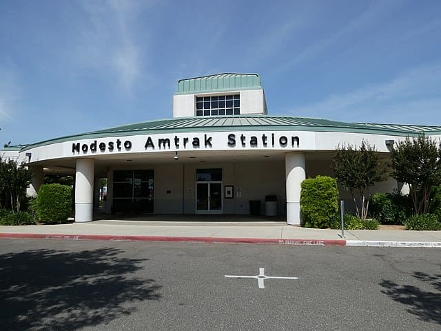 Amtrak Station in Modesto, CA (MOD)