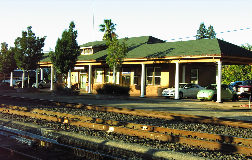 Amtrak Station in Redding, CA – Amtrak Station (RDD)