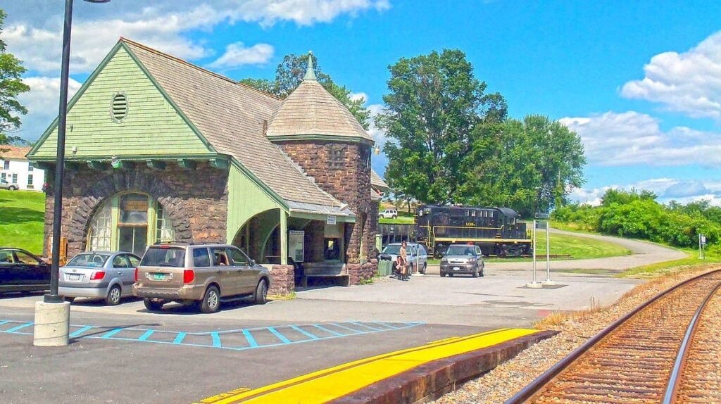 Amtrak Station At Port Henry, NY – (POH)