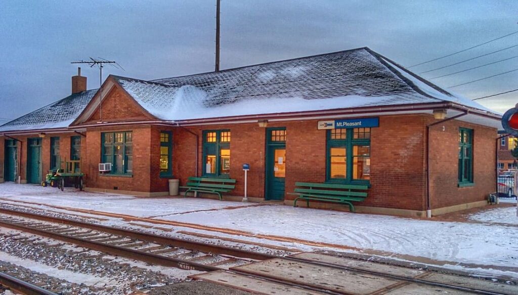 Amtrak Station In Mount Pleasant, IA (MTP)