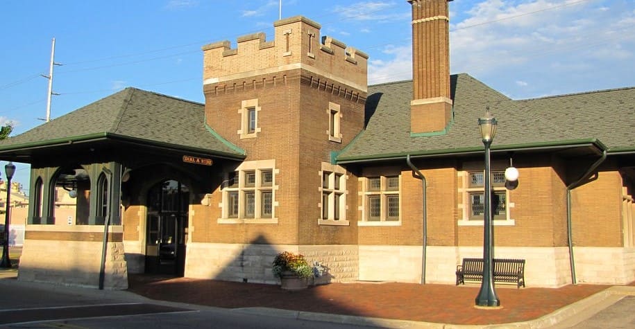 Amtrak Dowagiac, MI Station – (DOA)