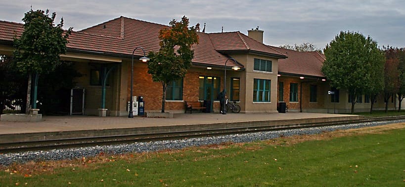 Amtrak Holland, MI Station – (HOM)