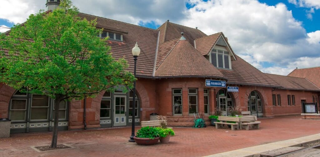 Amtrak Kalamazoo, MI Station – (KAL)